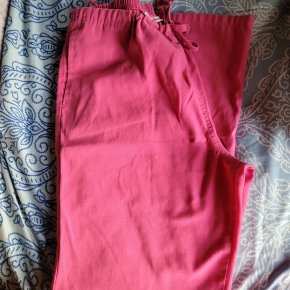 SB Scrub - Picture 2 of 4